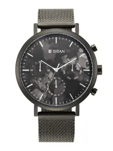Titan Men Black Dial & Green Bracelet Style Straps Analogue Watch - 90144QM01
