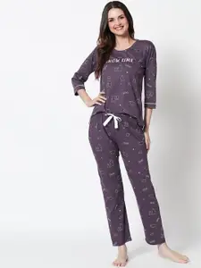 Zeyo Women Purple & White Pure Cotton Plus Size Printed Night Suit