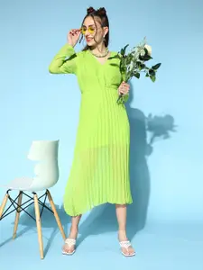 plusS Women Gorgeous Green Solid Volume Play Dress