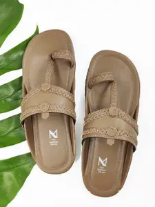 THE MADRAS TRUNK Men Taupe Kolhapuris Comfort Sandals