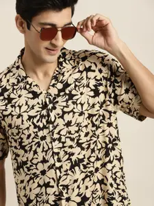 Hancock Men Black Relaxed Floral Printed Casual Shirt
