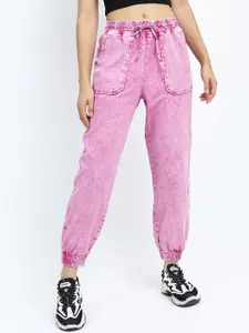 Tokyo Talkies Women Pink Jogger Heavy Fade Acid Wash Cotton Jeans