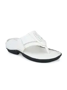SOFTIO Men White Solid Comfort Sandals