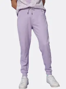 Bewakoof Men Purple Solid Pure Cotton Regular Fit Joggers