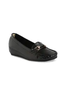 Flat n Heels Women Black Loafers