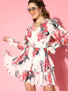 Berrylush Women Classic White Floral Tiered Dress