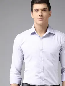 Park Avenue Men Medium Violet Solid Slim Fit Formal Shirt