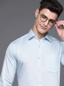 Raymond Men Blue & Slim Fit Micro Checks Printed Formal Shirt