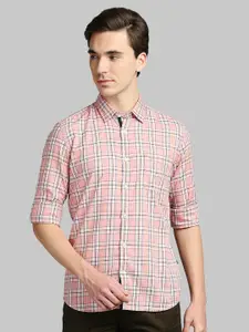 Parx Men Peach-Coloured & Black Slim Fit Checked Cotton Casual Shirt