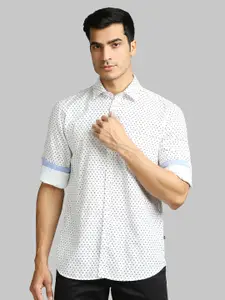 Parx Men White Micro Ditsy Printed Cotton Slim Fit Casual Shirt