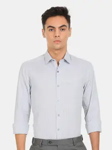 Arrow Men Grey Cotton Casual Shirt