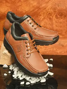 Fashion Victim Men Tan Leather Trekking Shoes