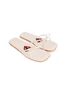 Sole House Women Off White Open Toe Flats with Bows
