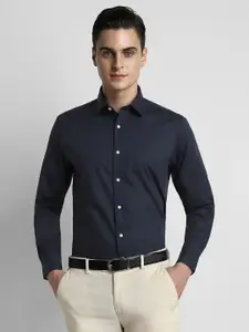 Peter England Men Black Solid Formal Shirt