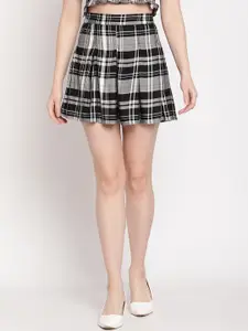 TAG 7 Black & White Checked Pleated A-Line Skirts