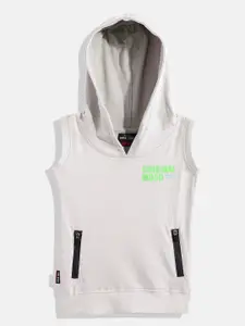 Gini and Jony Infant Boys Grey & Green Back Graphic Printed Hooded Cotton T-shirt