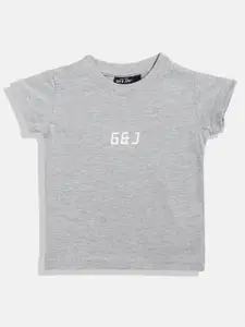 Gini and Jony Boys Grey Melange & White Brand Logo Printed Pure Cotton T-shirt
