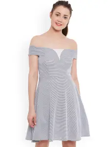 Miss Chase Women White & Black Printed Fit & Flare Dress