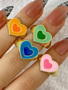 Jewels Galaxy Set of 4 Gold-Plated Heart Shaped Rings