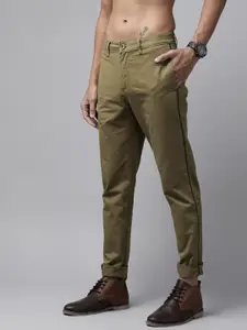 Roadster Men Solid Pure Cotton Chinos