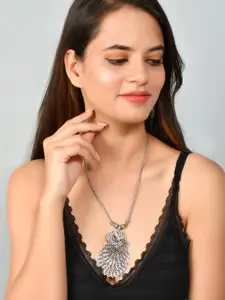 Silvermerc Designs Women Silver-Toned Peacock Feather Oxidized Necklace