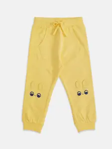 Pantaloons Baby Pantaloons Infant Boys Yellow Solid Cotton Joggers