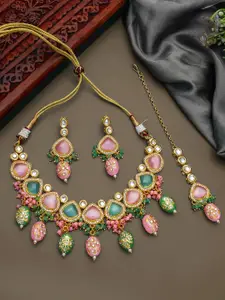 aadita Green & Pink Kudan Choker ,Mangtika & Earring Jewellery Set
