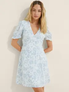 NA-KD Off White & Blue Floral Print Wrap Mini Dress