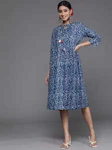 Varanga Women Blue & White Ethnic Motifs Printed Pure Cotton Dress