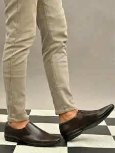 INVICTUS Men Brown Formal Slip-on Shoes