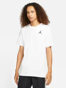 Nike Men White & Black M J JUMPMAN EMB SS CREW Printed Pure Cotton T-shirt