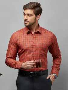 Oxemberg Men Rust Orange Classic Slim Fit Checked Formal Shirt