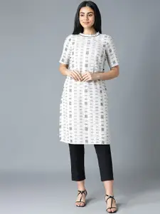 AURELIA Women Grey Dyed Kurta