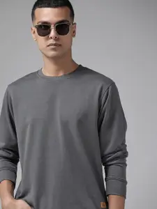 The Roadster Lifestyle Co. Men Solid Sweatshirt
