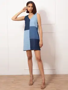 20Dresses Blue & Navy Blue Colourblocked V -Neck Cotton A-Line Dress
