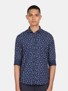 Flying Machine Men Blue Floral Printed Casual Shirt