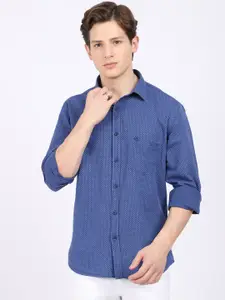Cantabil Men Blue Checked Casual Shirt