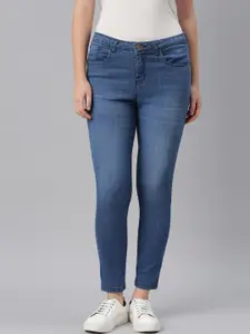ZHEIA Women Blue Skinny Fit Light Fade Stretchable Jeans