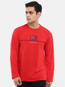 V-Mart Men Red Typography Printed Cotton T-shirt