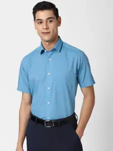 Peter England Men Blue Regular Fit Solid Cotton Formal Shirt