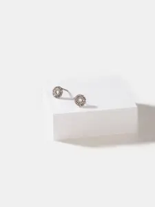 SHAYA Silver-Toned Contemporary Ear Cuff Earrings