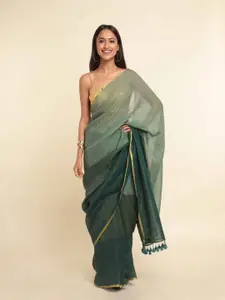 Suta Green & Gold-Toned Colourblocked Zari Saree