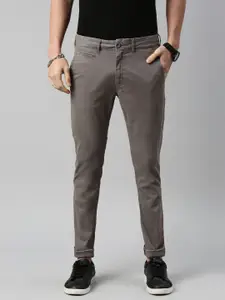 Breakbounce Men Grey Skinny Fit Low-Rise Chinos Trousers