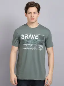 Rodamo Men Grey Printed Applique Slim Fit T-shirt