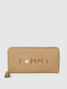 Tommy Hilfiger Women Beige Leather Zip Around Wallet