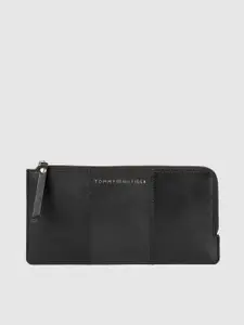 Tommy Hilfiger Women Black Leather Zip Around Wallet