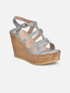 VALIOSAA Grey Wedge Sandals with Buckles