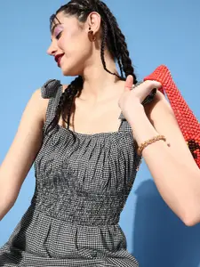 RARE Women Stunning Black Checked Knee Length Dress