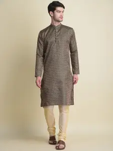 NAMASKAR Men Green Self Design Silk Blend Kurta