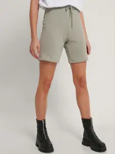 NA-KD Women Grey Solid Shorts
